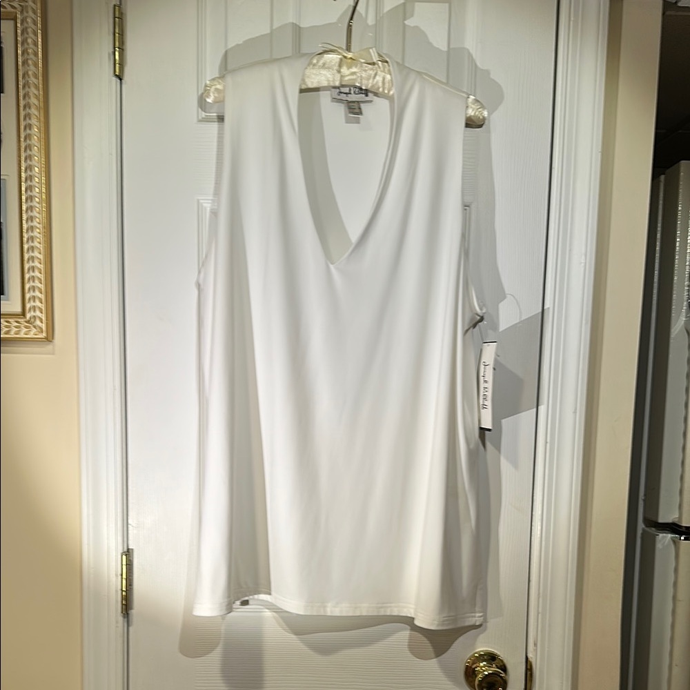 Ribkoff White Sleeveless V-Neck Top NWT